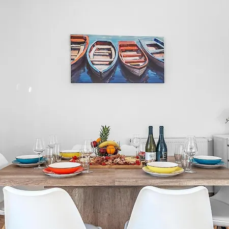 Beautiful In With Wifi Primosten