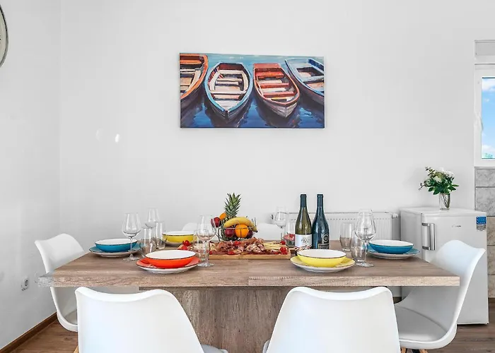 Beautiful In With Wifi Primošten