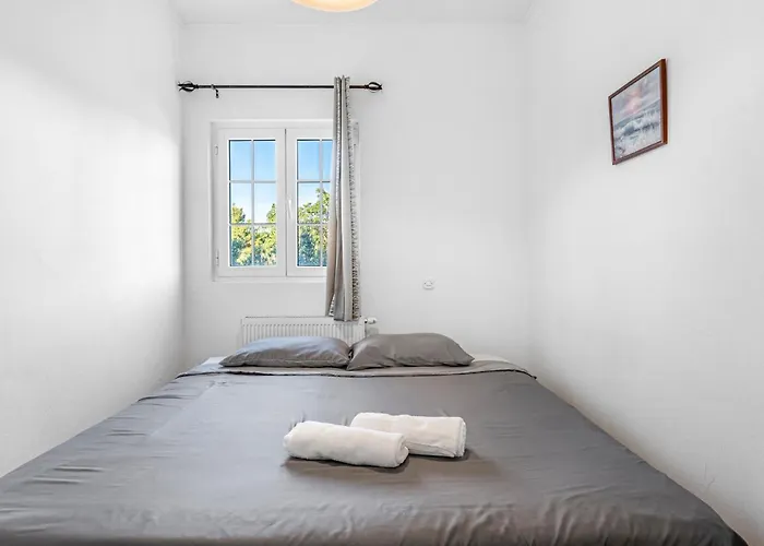 Beautiful In With Wifi